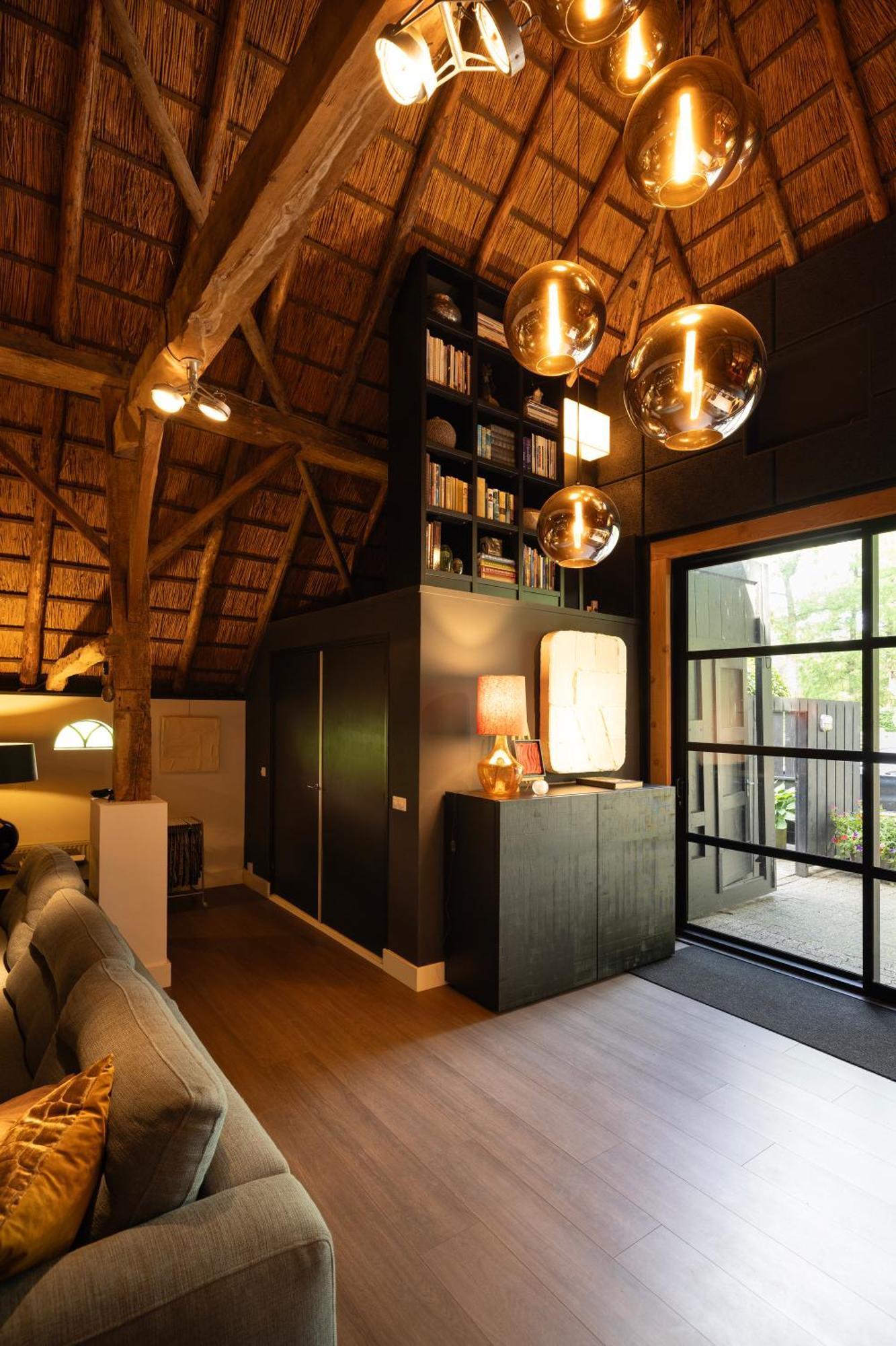 Luxe Hofstede Met Paardenstalling Lunteren Luaran gambar