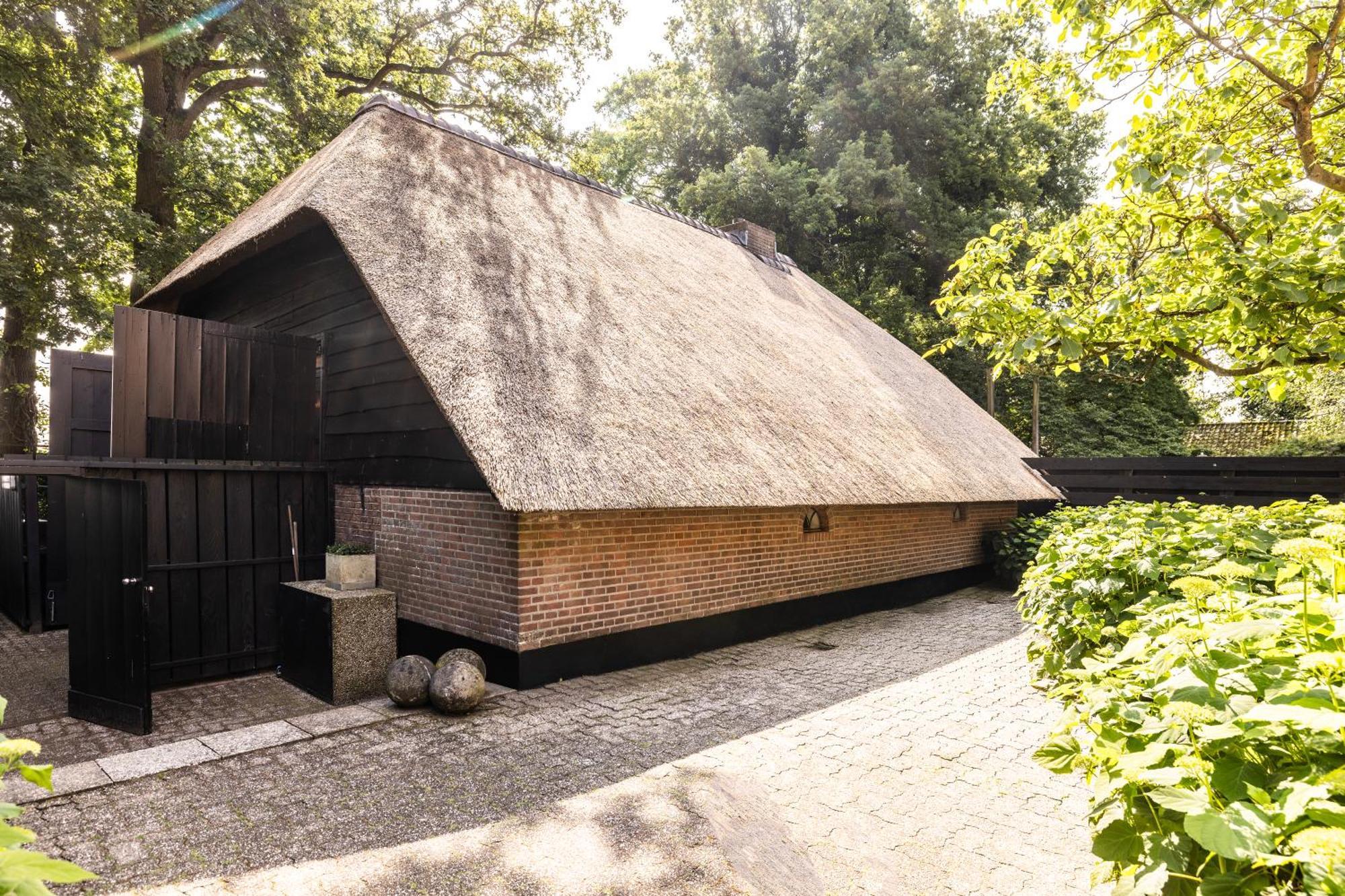 Luxe Hofstede Met Paardenstalling Lunteren Luaran gambar